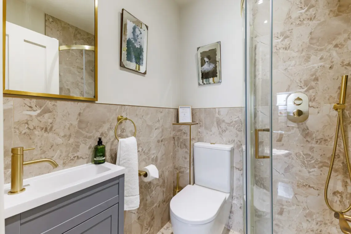 188c4c6c59aadd47d93e5cb3117138ee679fd2bbb065f4f4dbe240c2b19ba3d0 8378aa387c v0 w1280xh0 rDEF