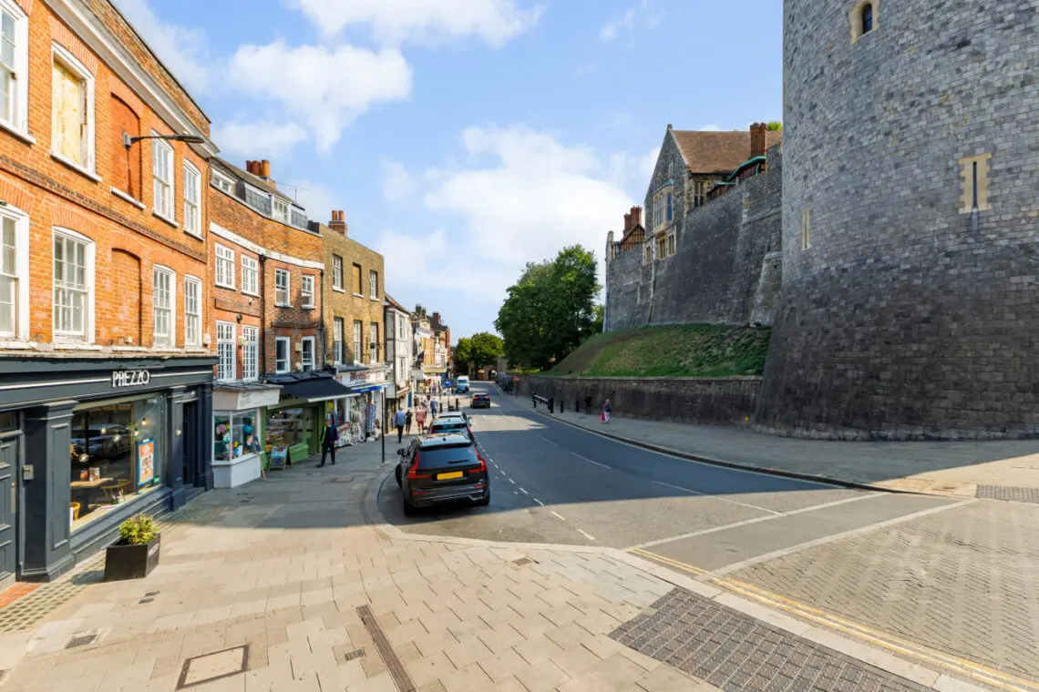 bb41acee085a04e56d5b65cfc0a36dc729bc4023b5ef31f23841a543cfa12d59 8378aa387c v0 w1280xh0 rDEF