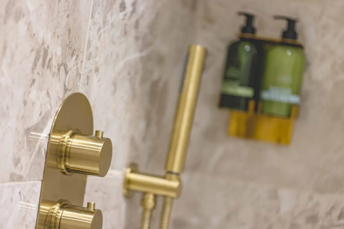 bf8fc1264333dc57d86571c5c0a20a7a939a615bea20e938647eb1928b6857a8 8378aa387c v0 w1280xh0 rDEF