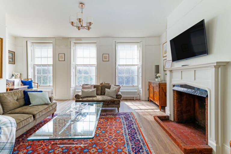 Where to stay in Windsor for families apartment near Windsor Castle